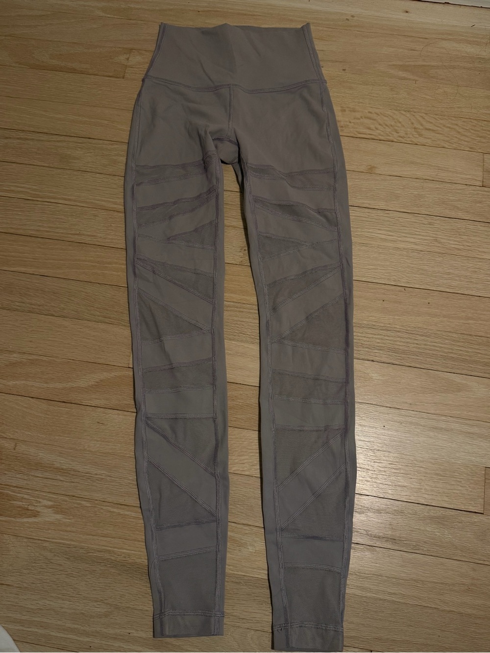 Lululemon high-Waist Sculpting Women’s Leggings - Taupe